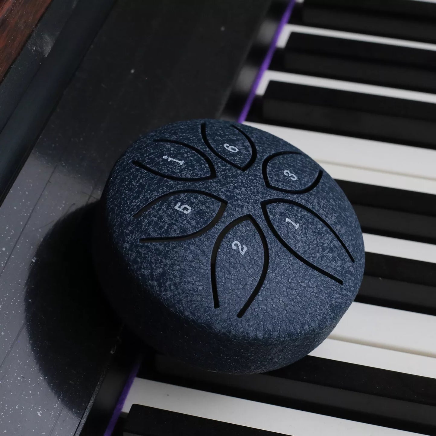 Steel Tongue Drum Rain Chime Outdoor Handpan Drum Instrument