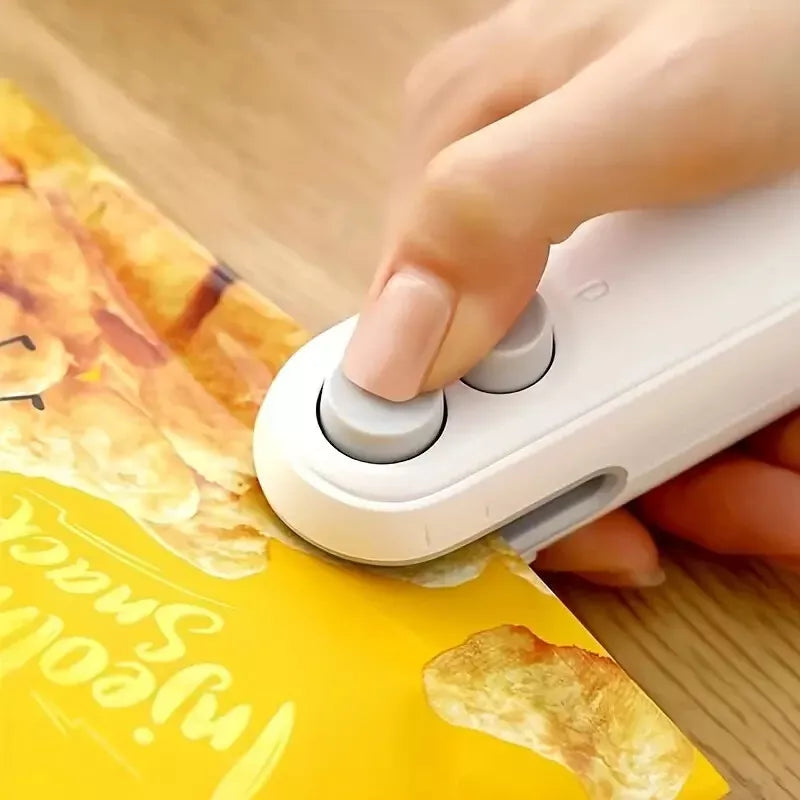 Mini SnacksBag Sealer Rechargeable 2 in 1 Bag Heat Sealer with Cutter for Chip