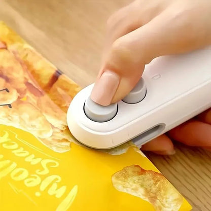 Mini SnacksBag Sealer Rechargeable 2 in 1 Bag Heat Sealer with Cutter for Chip